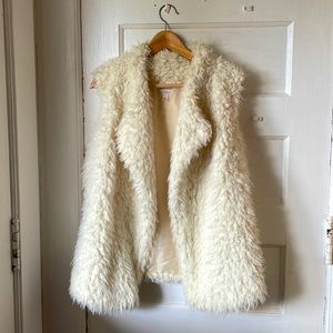 Melrose and Market faux shaggy fur oversized vest